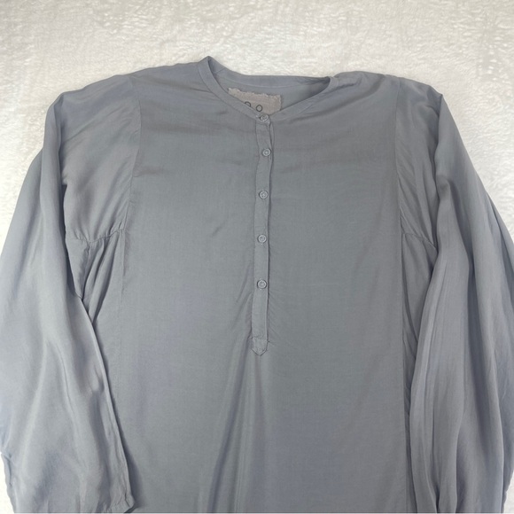 Pete & Greta Johnny Was Lightweight Gray Henley Tunic Top Women's Medium - Picture 8 of 9